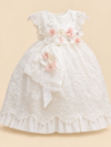 Bata de bautizo CL287 beige para niña con flores 3D